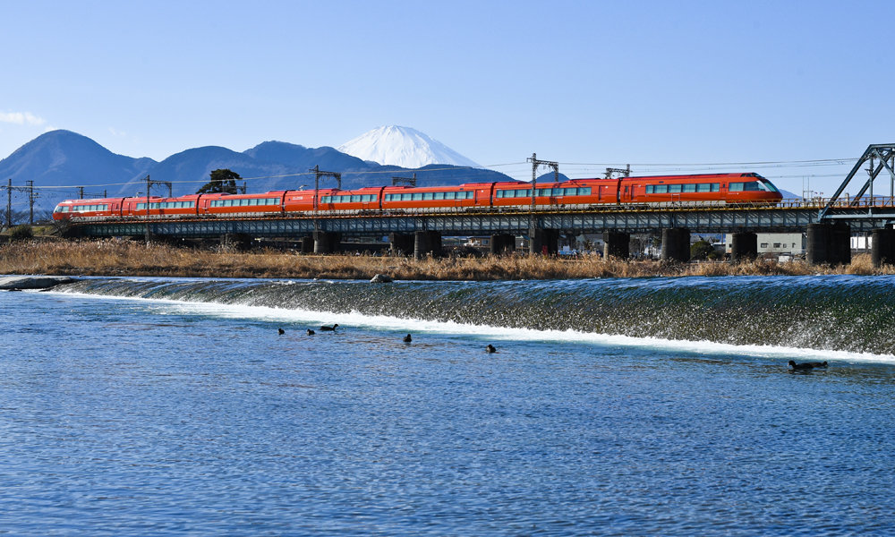 hakone_odakyu_00.jpg