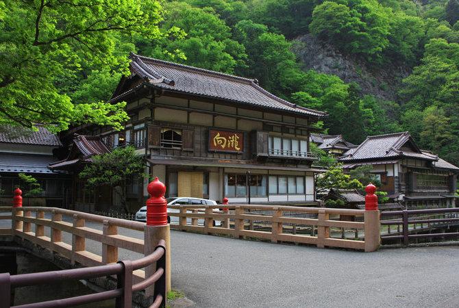 东山温泉