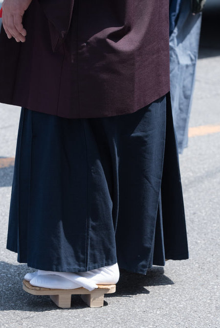 结城春亚纺丝绸