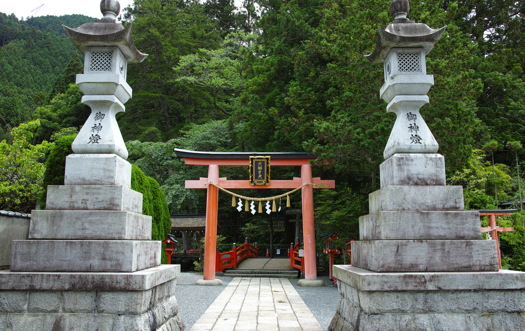 天河大辨财天社