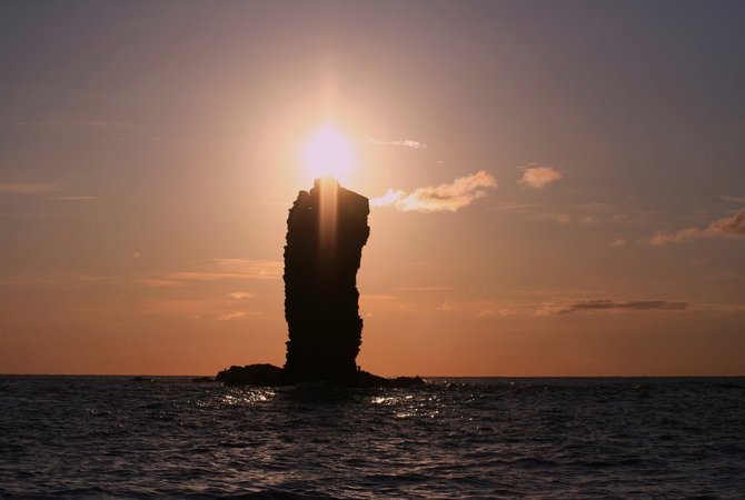 蜡烛岛