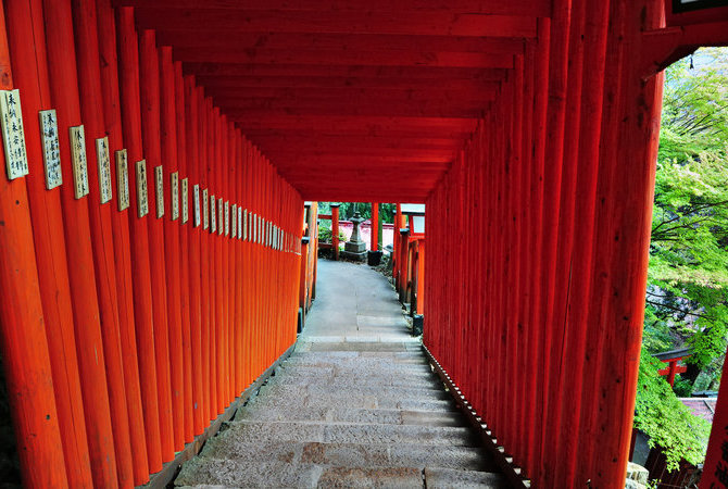 太鼓谷稻成神社
