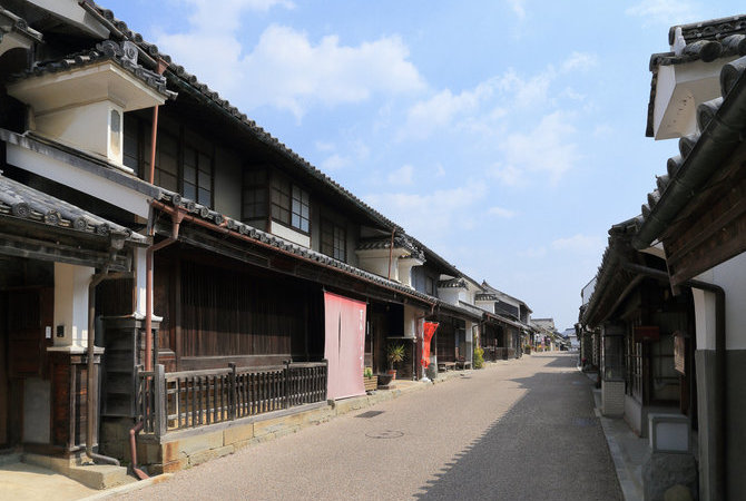 胁町