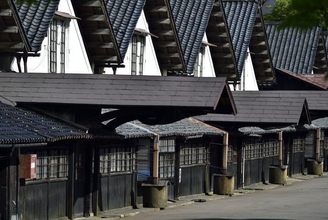 山居仓库