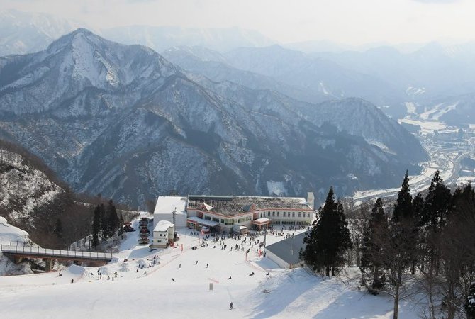 越后汤泽滑雪场