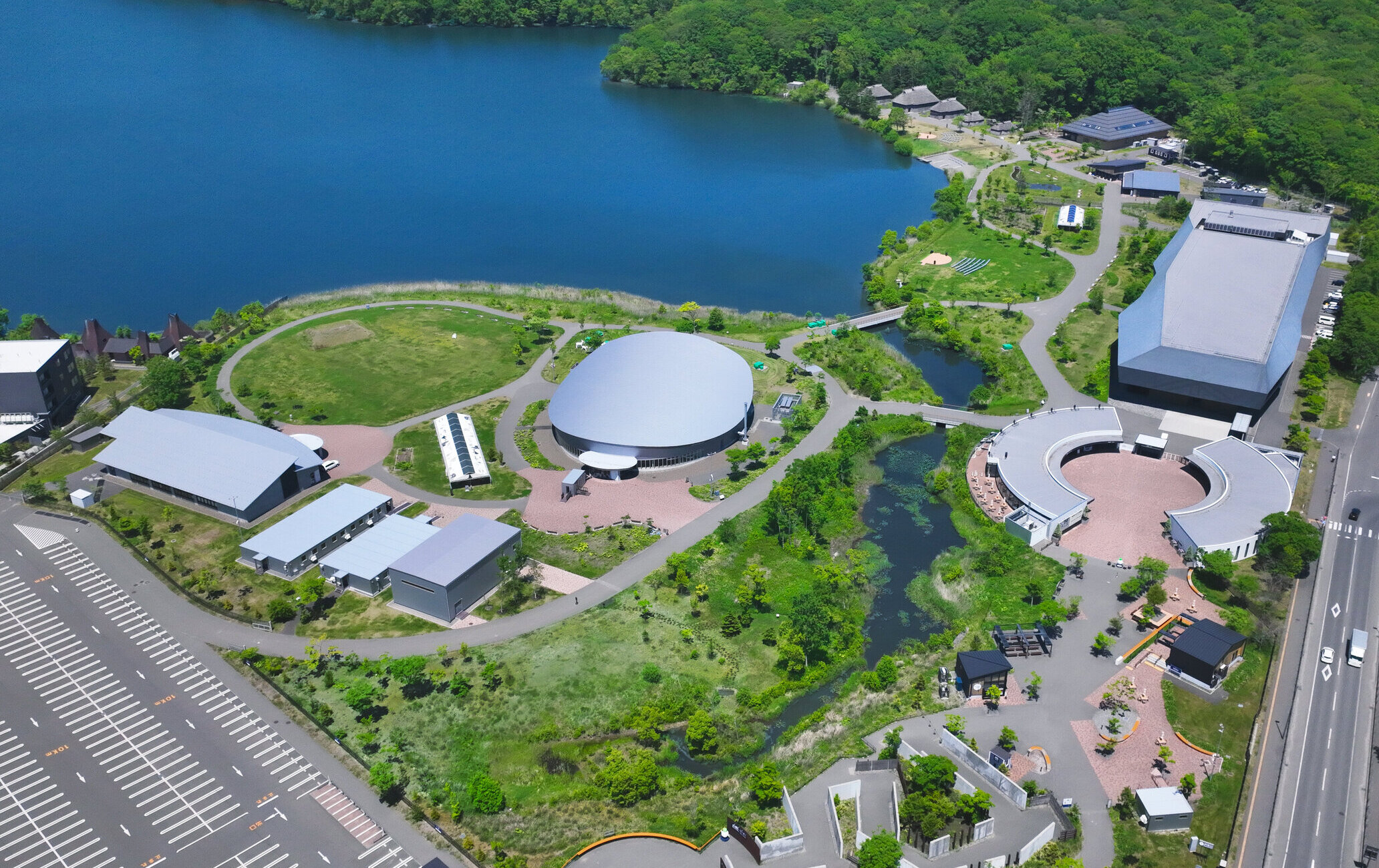 国立阿伊努民族博物馆及国立民族共生公园（UPOPOY）