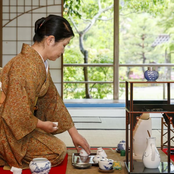 “玉露之乡”——在地道的茶室体验日本茶文化