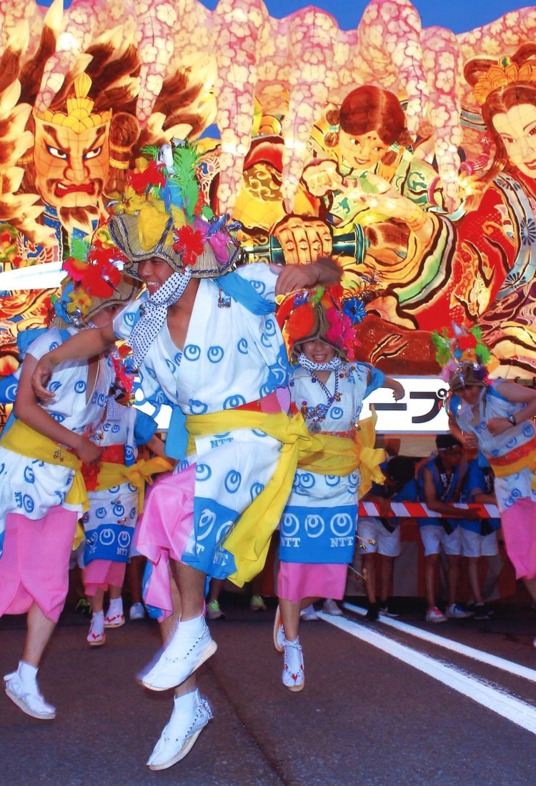 日本夏日祭:活力四射的文化历史盛典 踏上日本传统的祭典之旅,领略祭典的新魅力