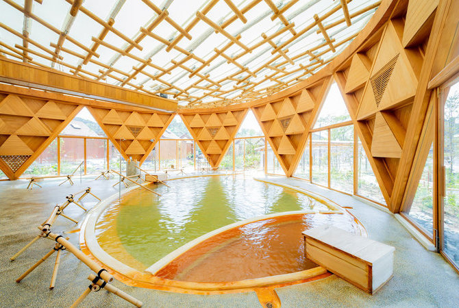 日本丰富多彩的温泉及其功效　　　　　　　　　　　　　　　　　　　　　　　　　　　　探索日本多样的温泉水质，尽享独特功效与益处